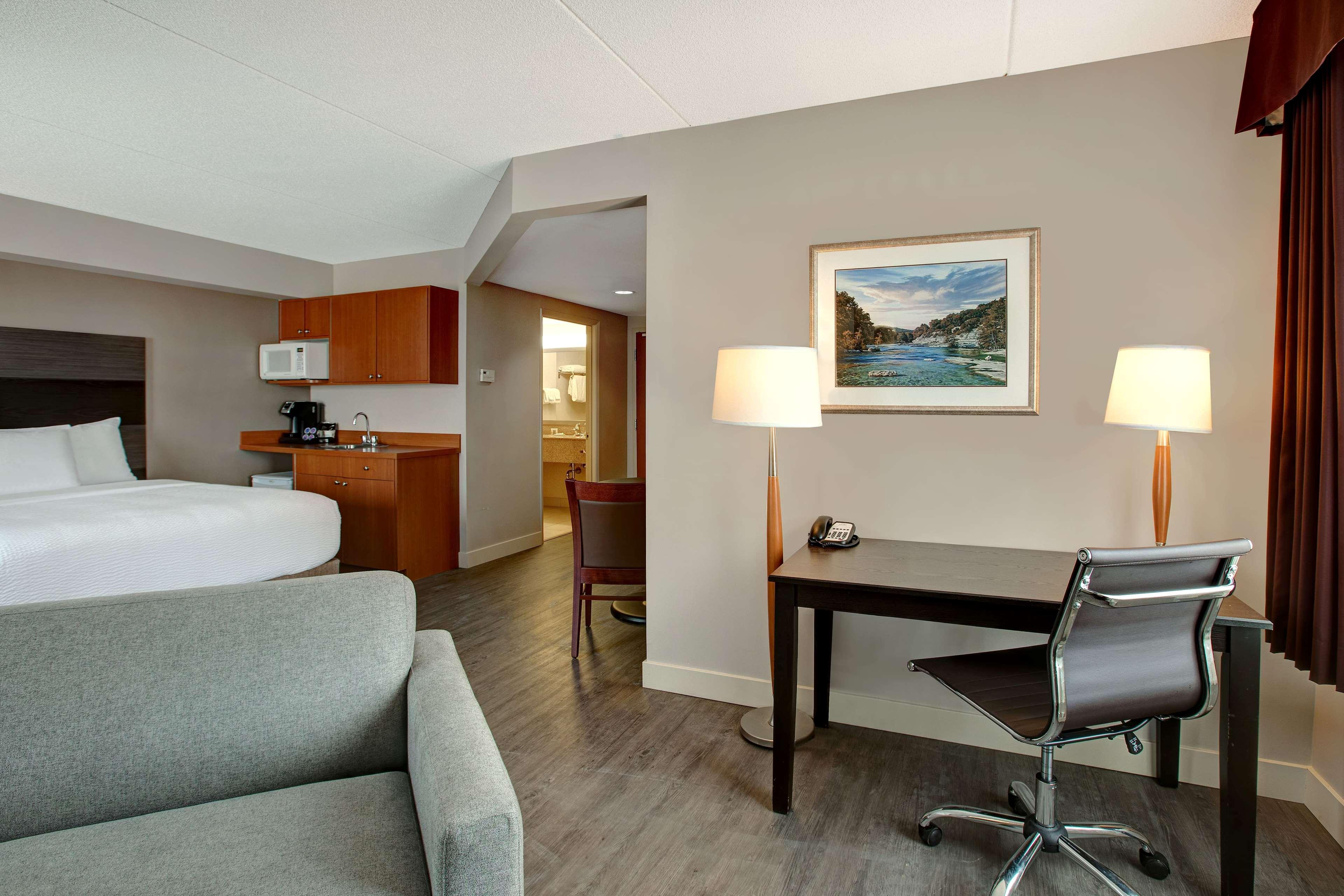 Days Inn & Suites By Wyndham Collingwood Exteriér fotografie