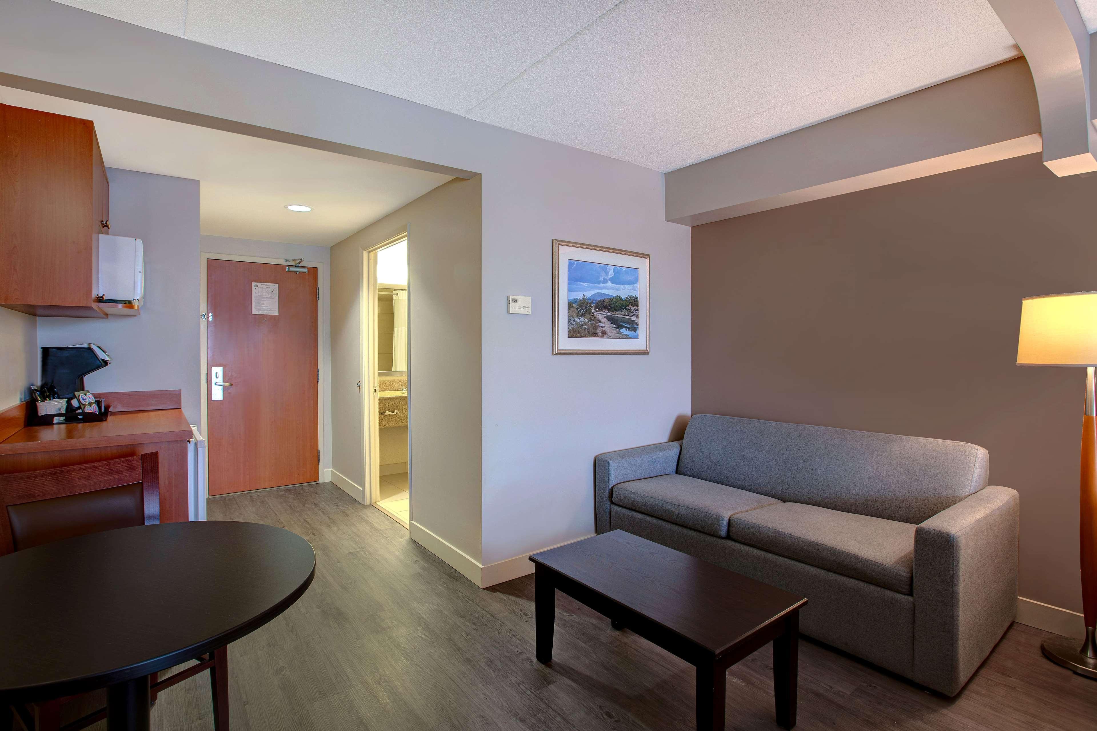 Days Inn & Suites By Wyndham Collingwood Exteriér fotografie