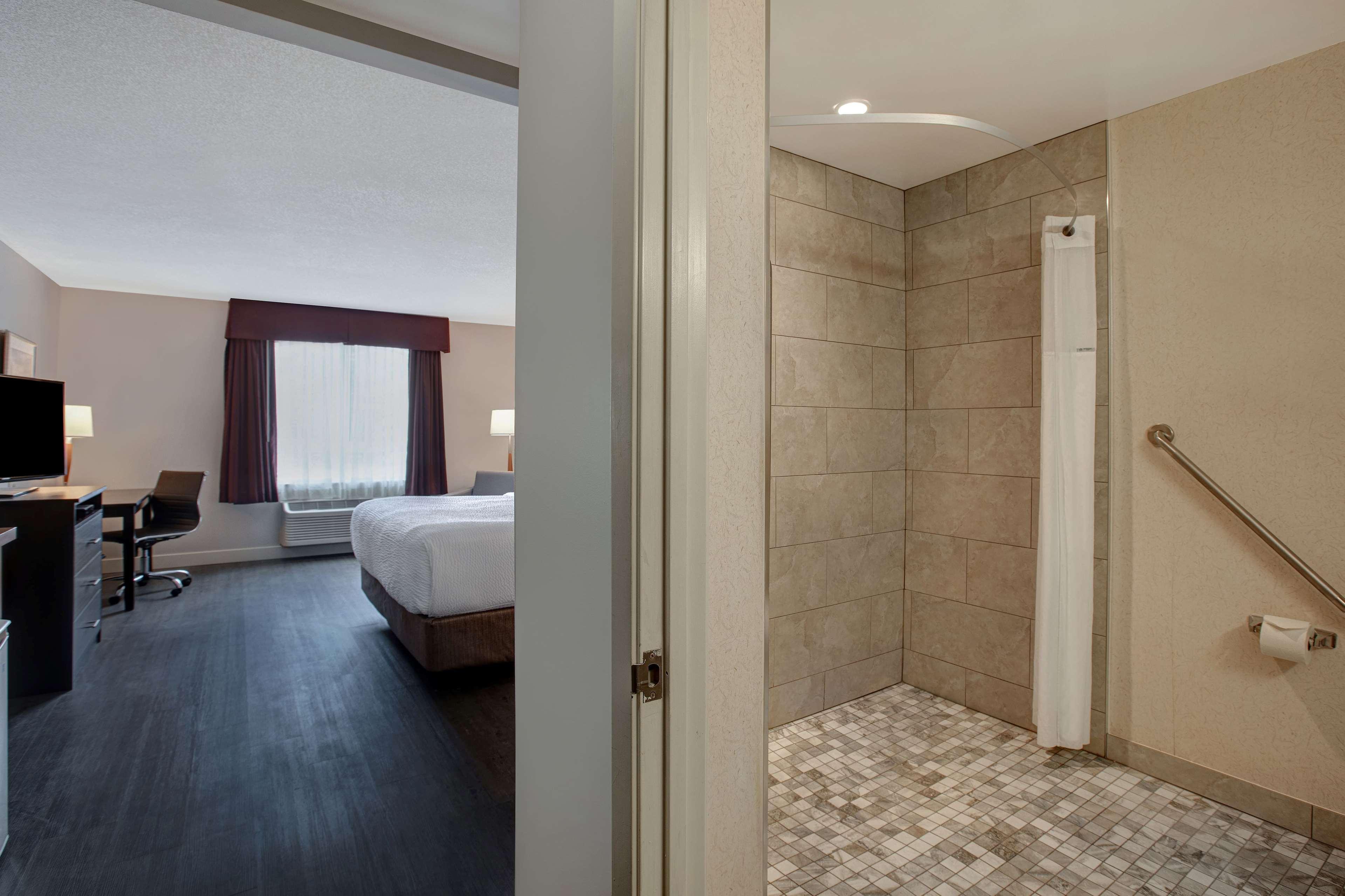 Days Inn & Suites By Wyndham Collingwood Exteriér fotografie