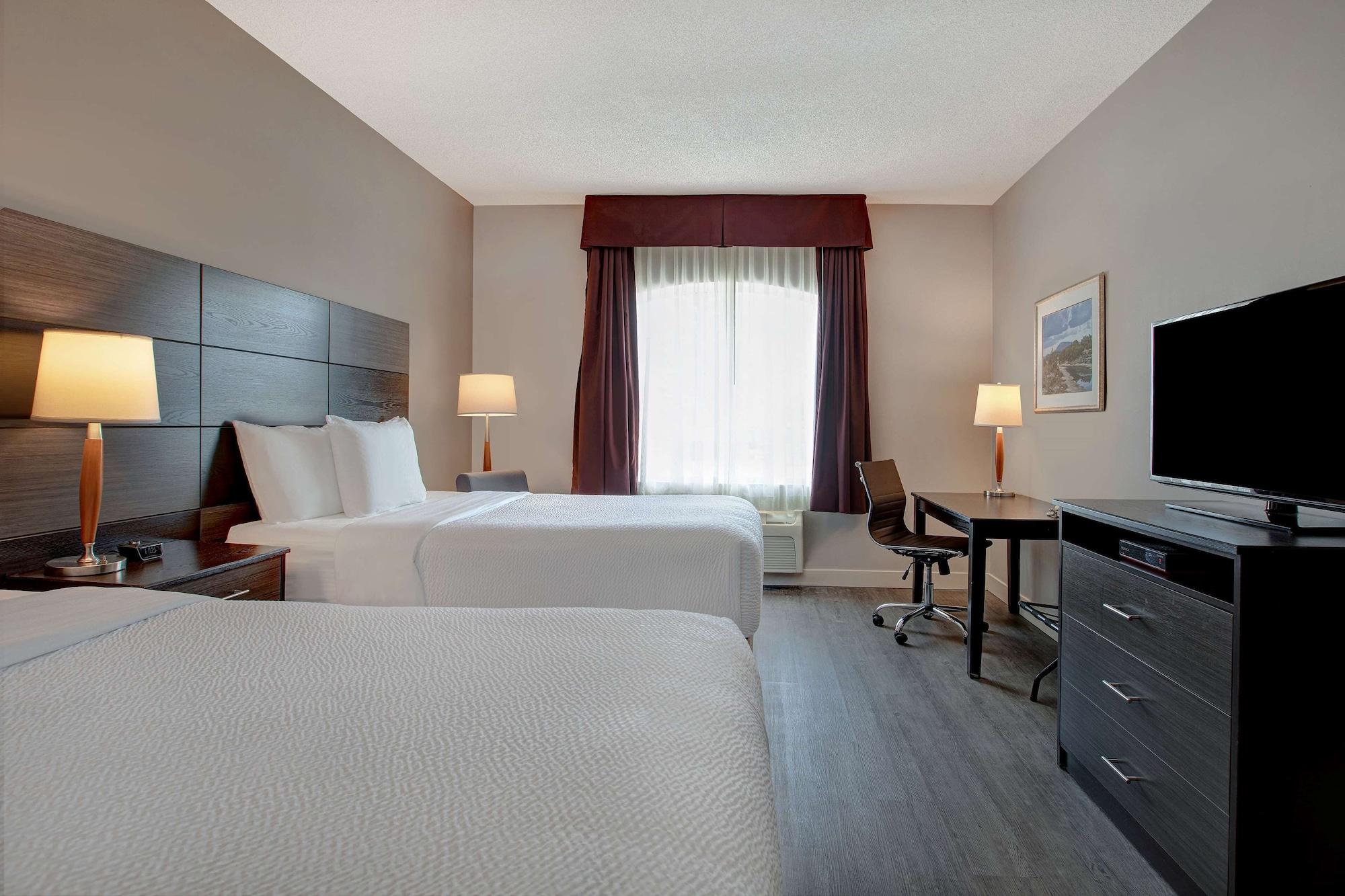 Days Inn & Suites By Wyndham Collingwood Exteriér fotografie