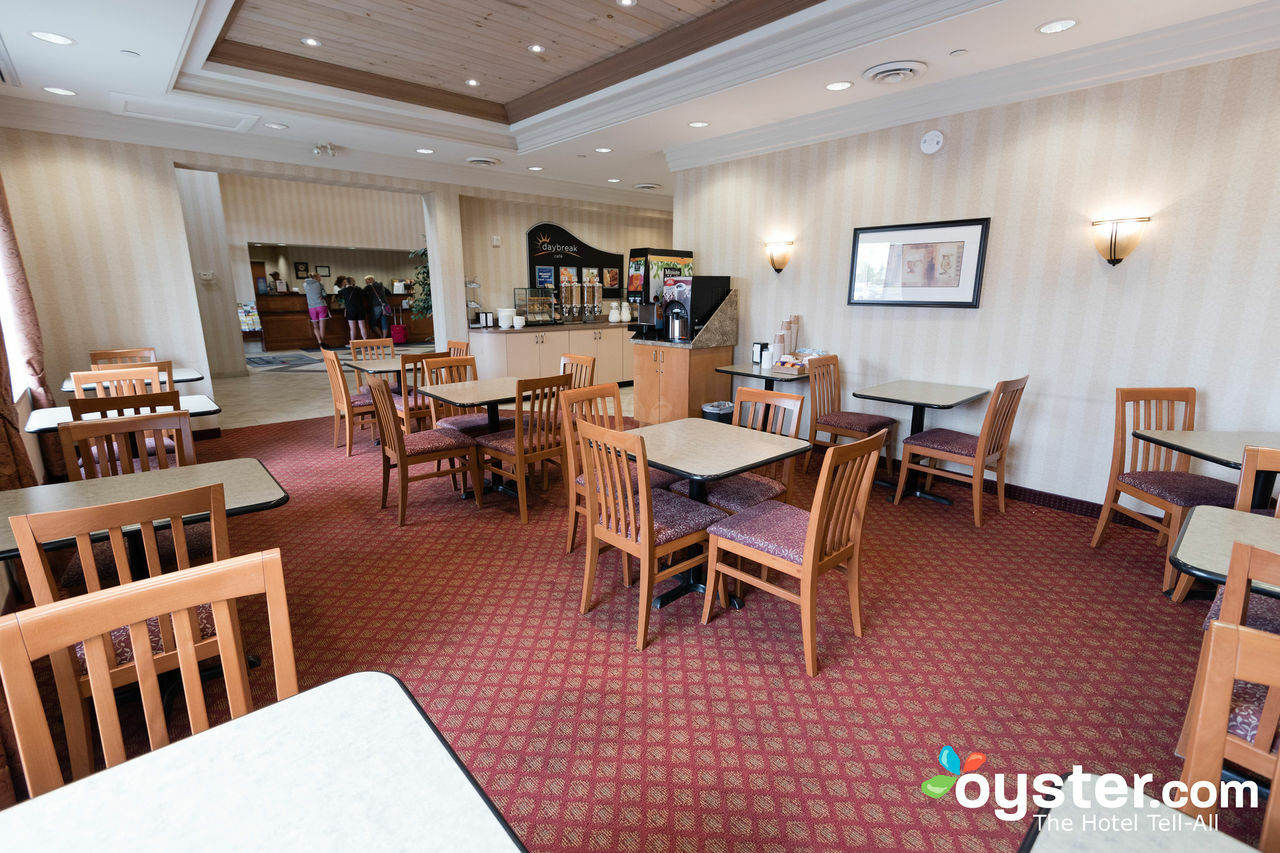 Days Inn & Suites By Wyndham Collingwood Exteriér fotografie